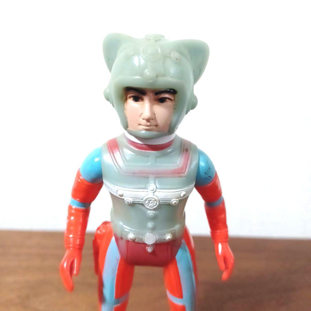 ウルトラマンシリーズ隊員「ZAT」「TAC」「MAT」ソフビフィギュア3体セット