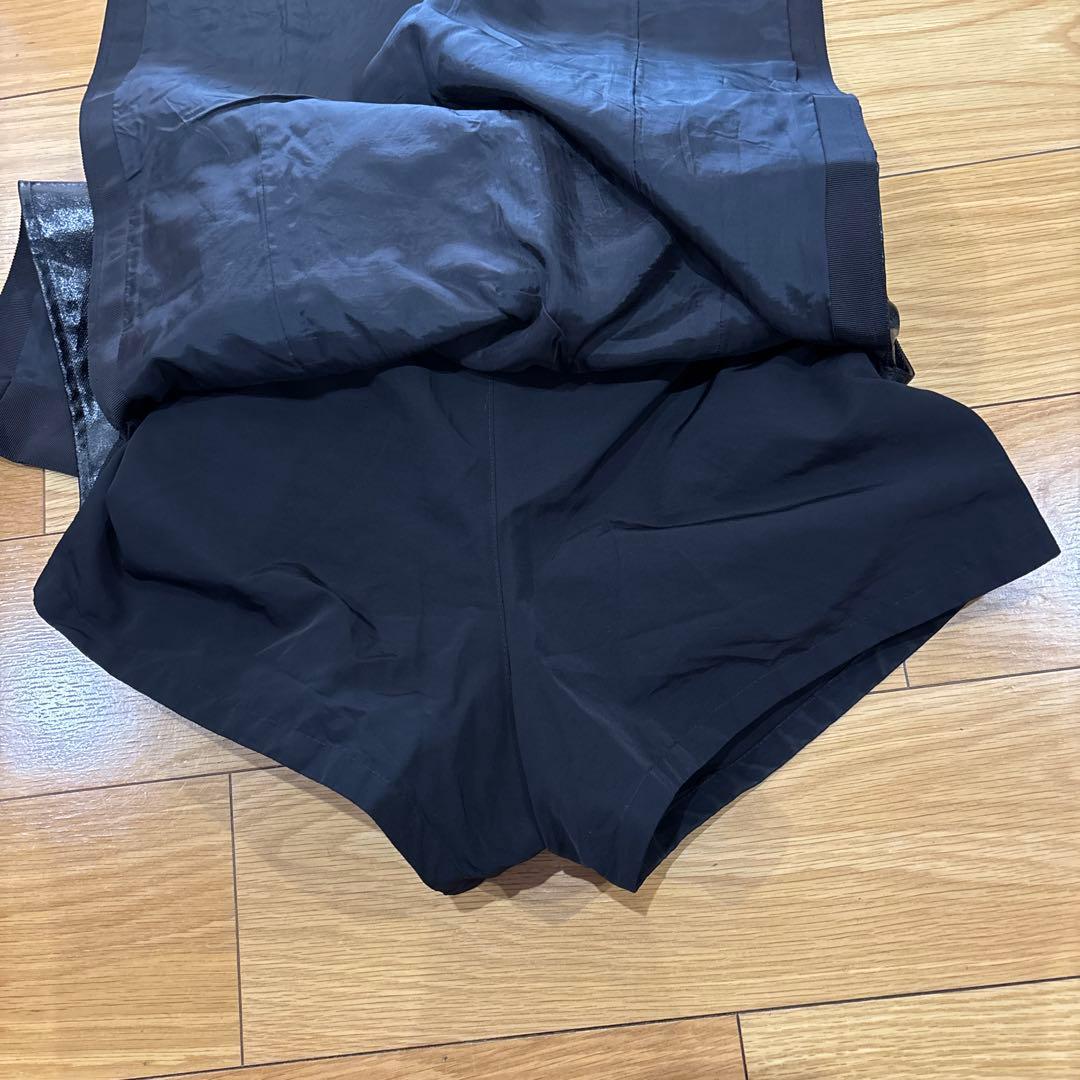 サカイ Sacai コーティングウール スリット パテント スカート ブラック