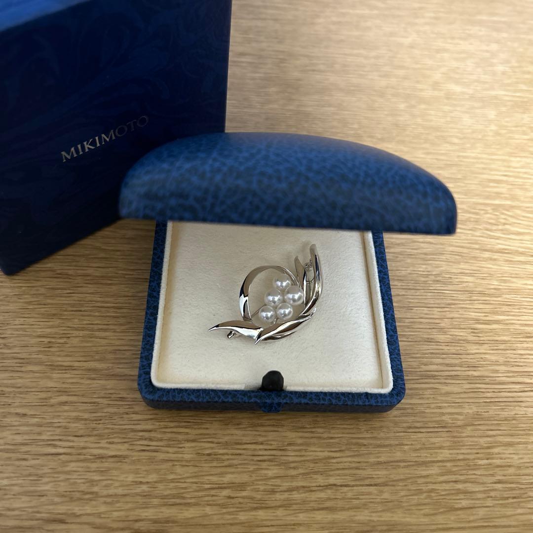 MIKIMOTO ミキモト　真珠　パール　ブローチ　5珠　シルバー