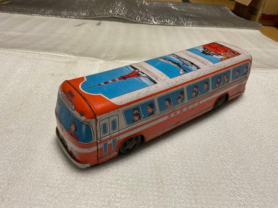 日本観光バス／ブリキカー。DAIYA社製。【キズとか錆がございます】。