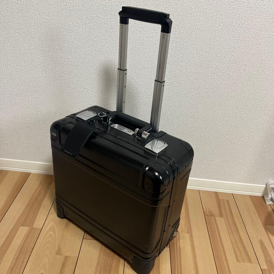 ゼロハリバートン ZERO HALLIBURTON キャリーケース 2輪