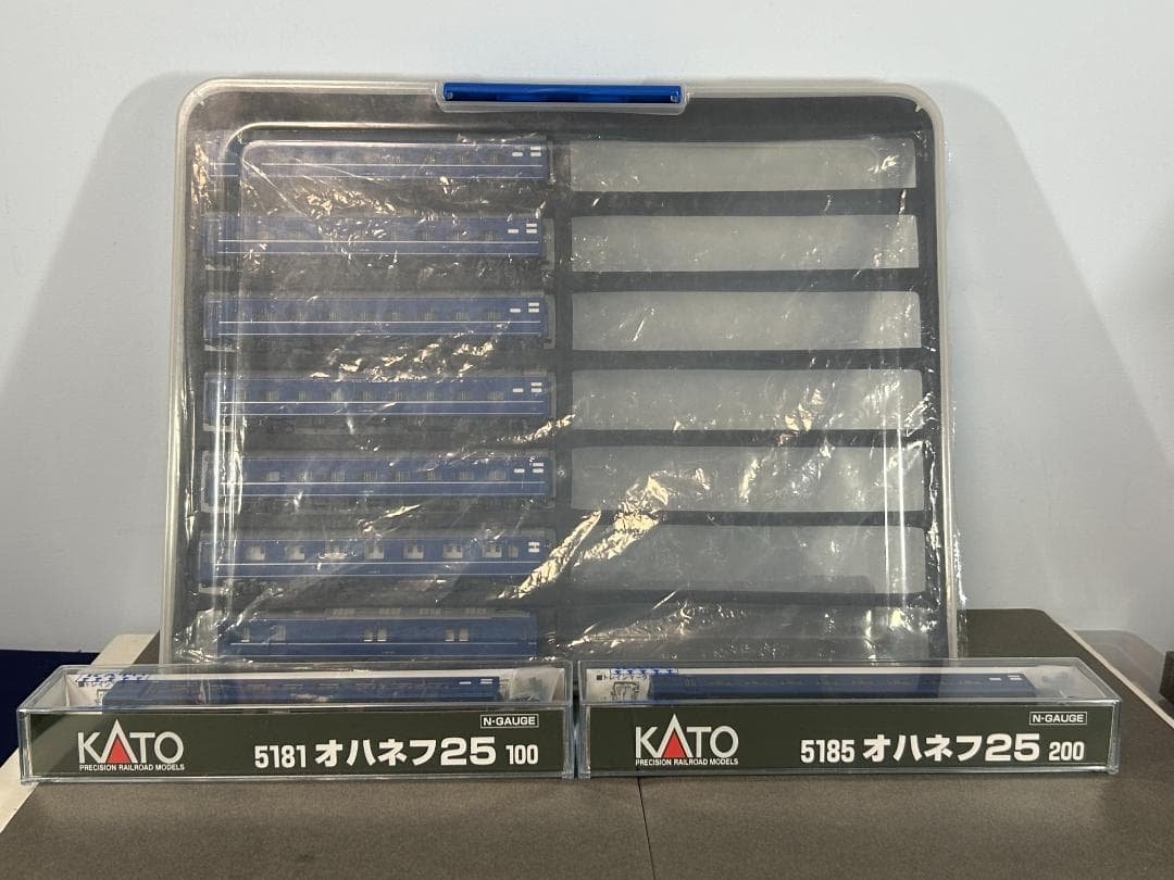 KATO 24系25形100番台 9両セット（中間：BM式自密連タイプ）