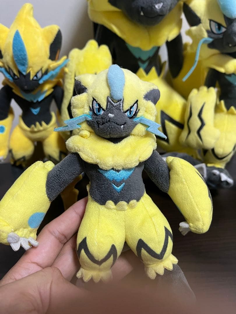 ポケモンぬいぐるみ　ゼラオラ 4点セット