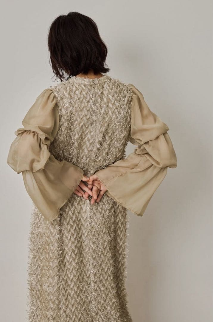 新品　DORRY DOLL フリルデザインドレス M結婚式　パーティ　ワンピース