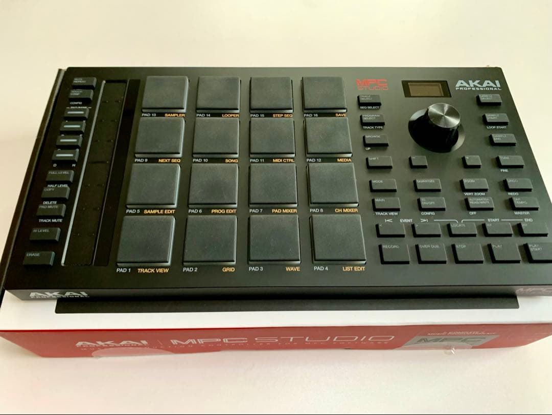 Akai MPC Studio 2 / MIDIケーブル欠品