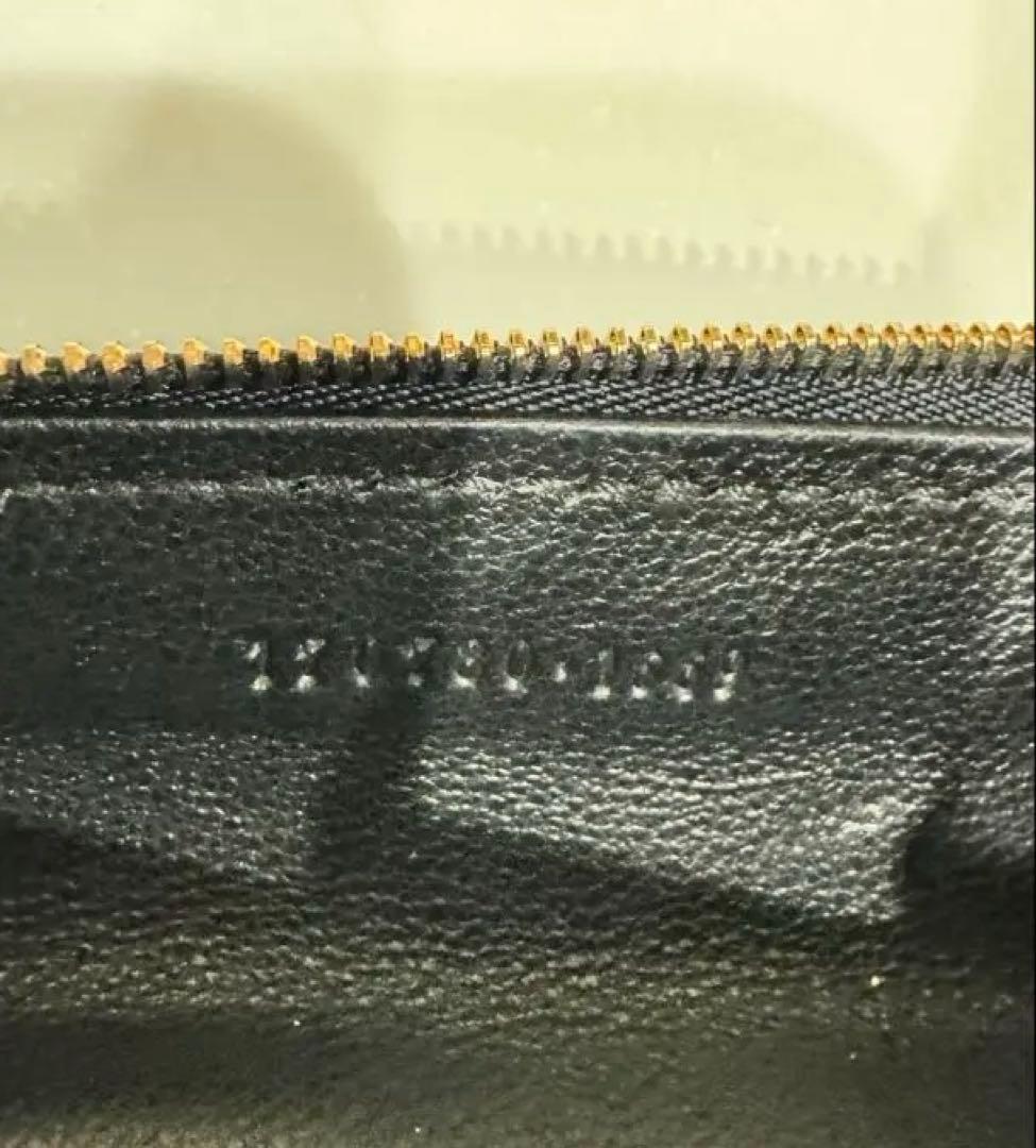 GUCCI ペンケース　レザー