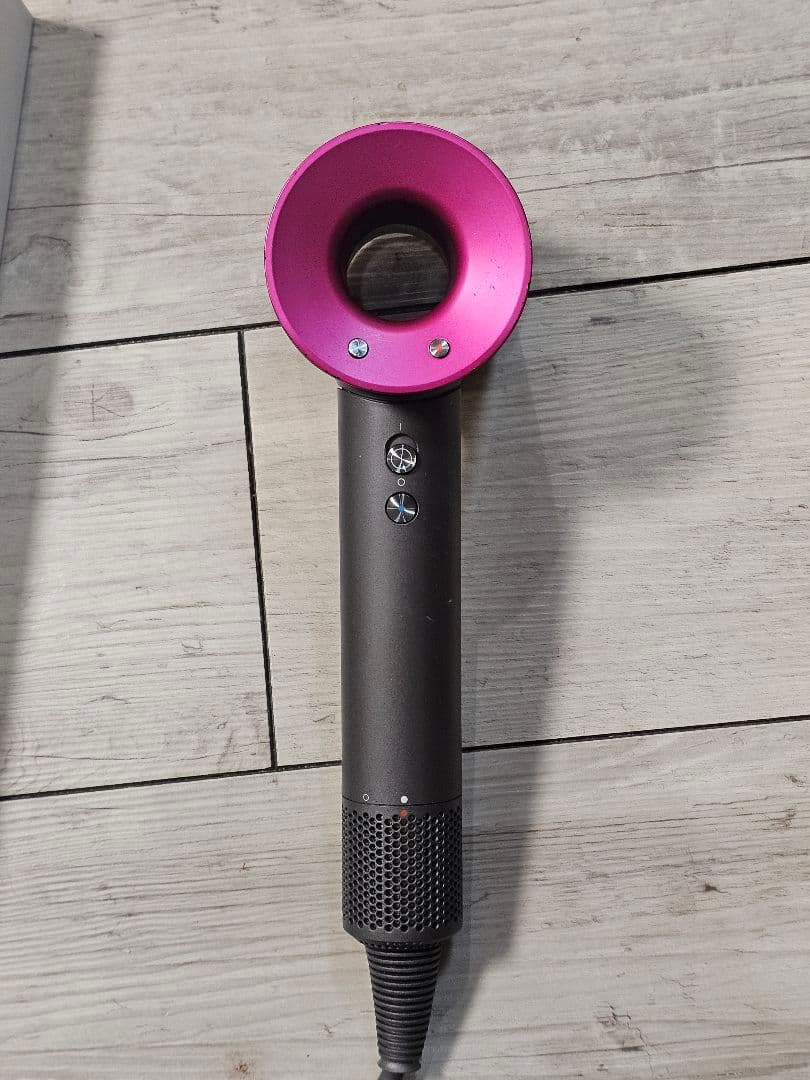 圧倒的最安値　保証付き！　ダイソン　メンテナンス済み　dyson hd01