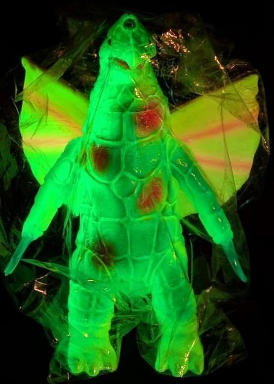 ジャイアント ドラコ「ウルトラマン」怪獣（ブルマァク復刻）蓄光版ソフビフィギュア