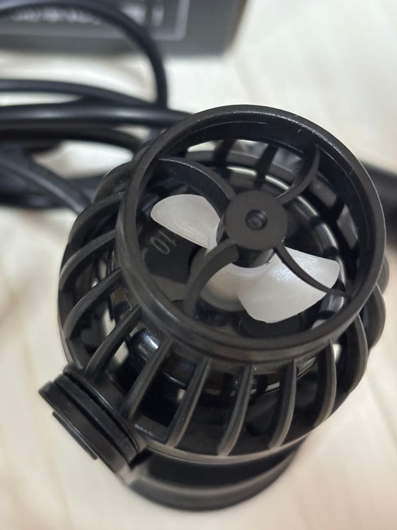 Vesta Wave VW04A 水流ポンプ 15W 4000L/h