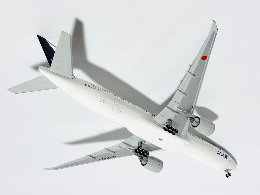 全日空商事 1/200 B777-300ER スターアライアンス NH20037