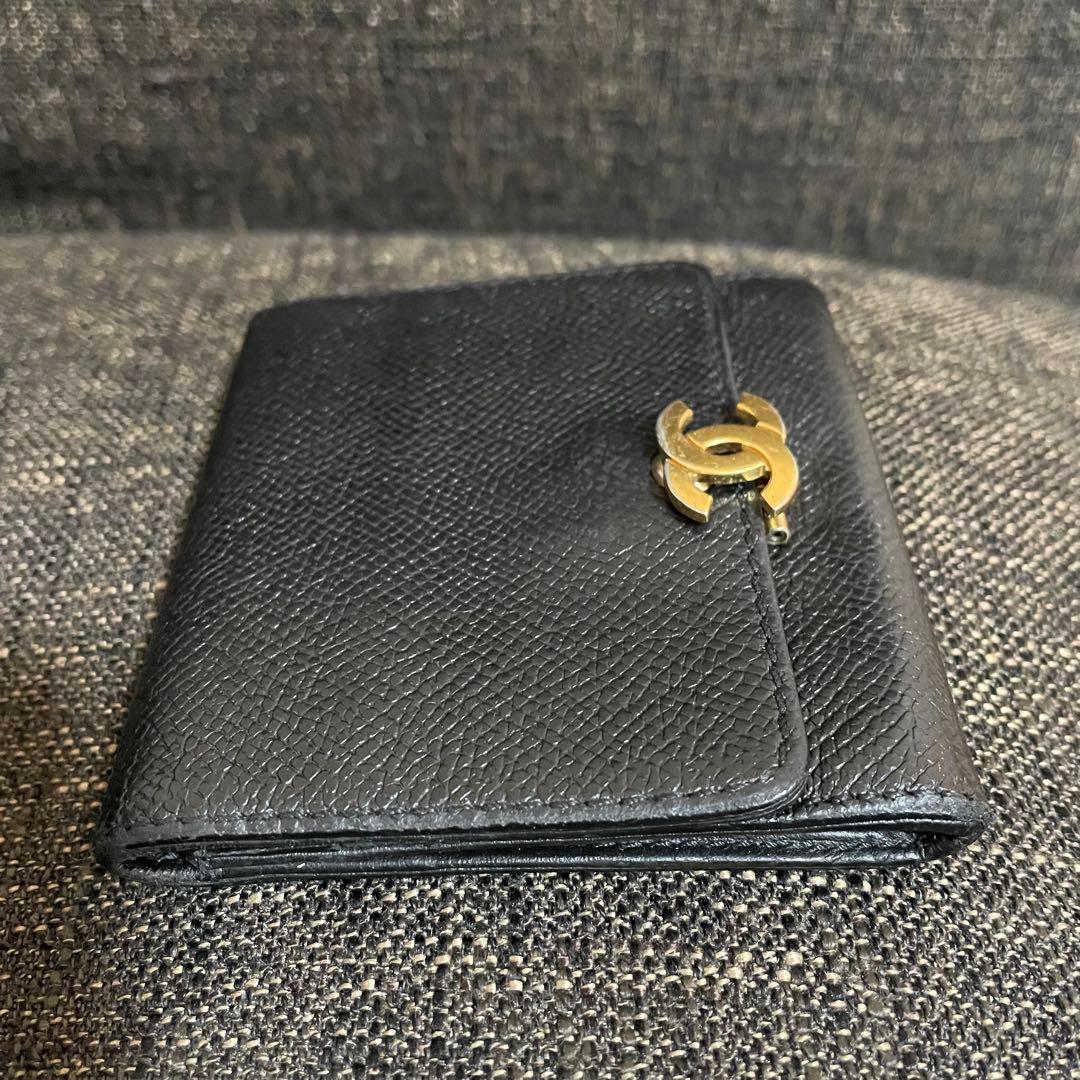 CHANEL シャネル　キャビアスキン　立体ココボタン　ケース