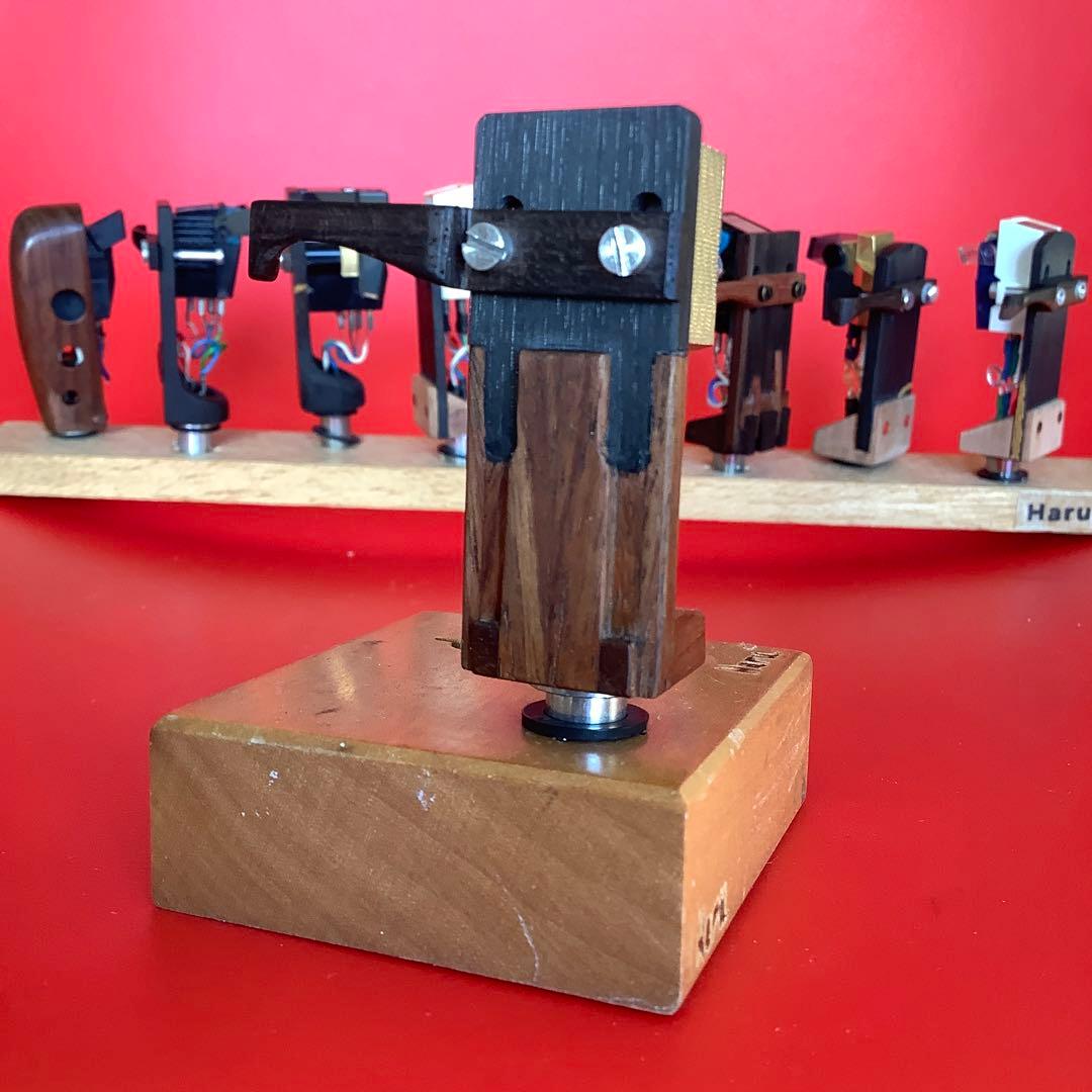 レコード音の追求　　木のヘッドシェル　(備長炭➕花梨、黒檀の指掛け) 9g