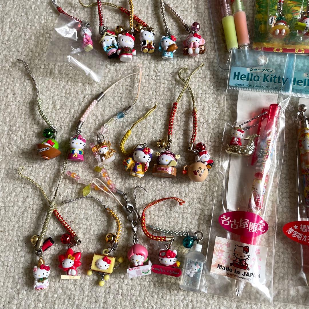 ハローキティ ご当地キティ ストラップ 根付 チャーム　ペン　200個