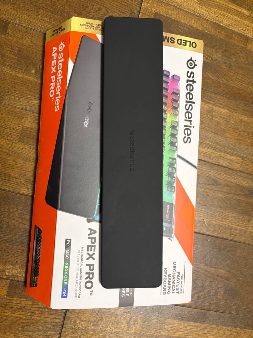 SteelSeries Apex Pro TKL キーボード