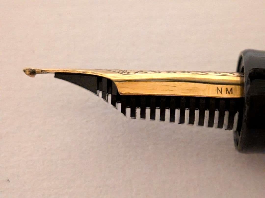 セーラー SAILOR 長刀研ぎ万年筆 ペン先21K ギャザード NM