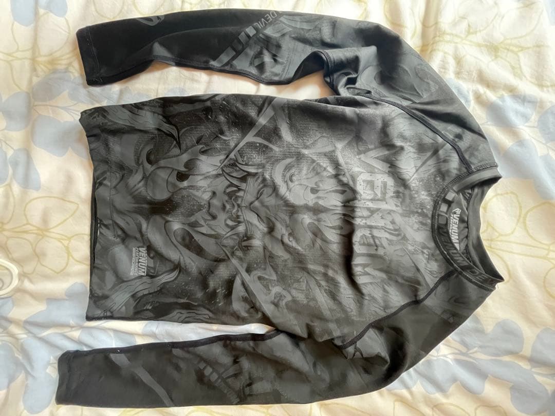 venum Tシャツ　ファイトショーツ