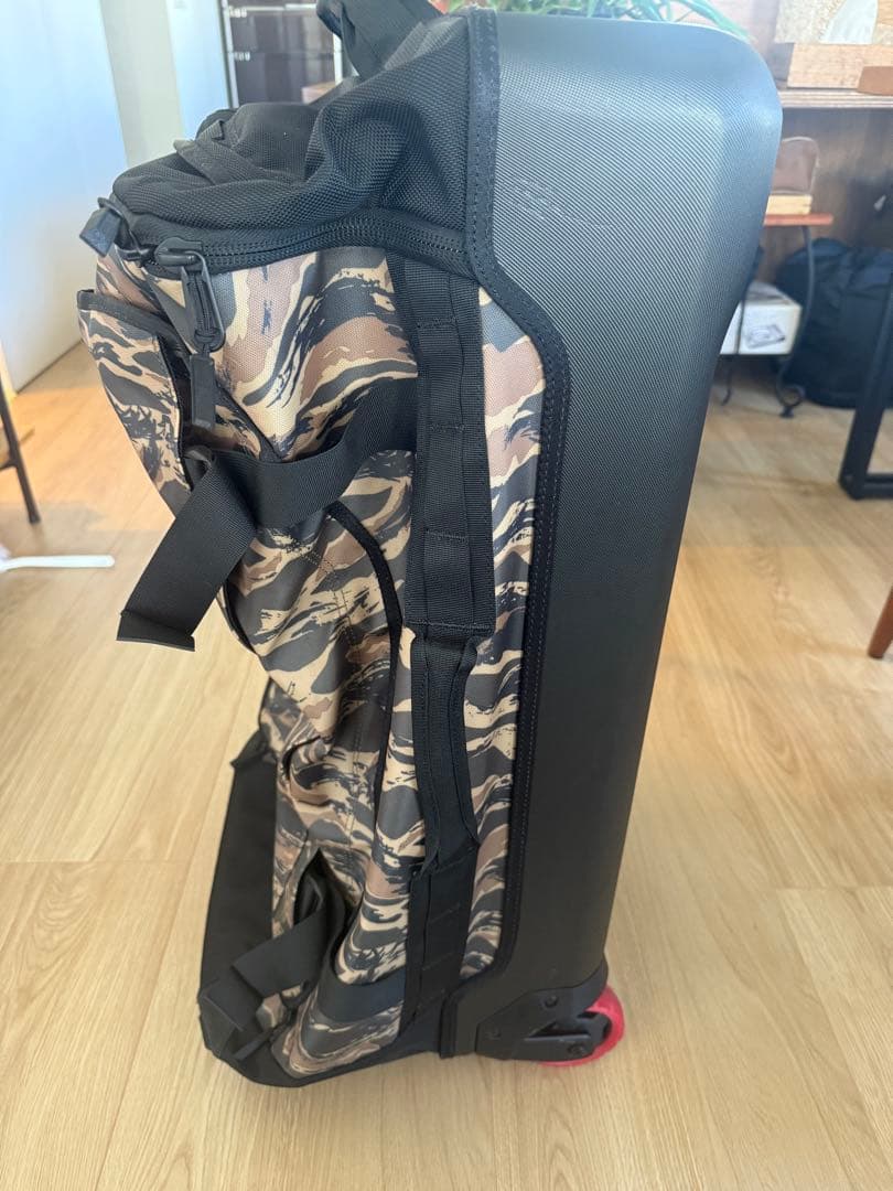 【THE NORTH FACE】ローリングサンダー 30インチ 80L