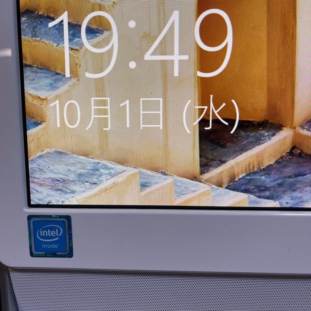 【半額】Fujitsu デスクトップPC ESPRIMO FH52/A3