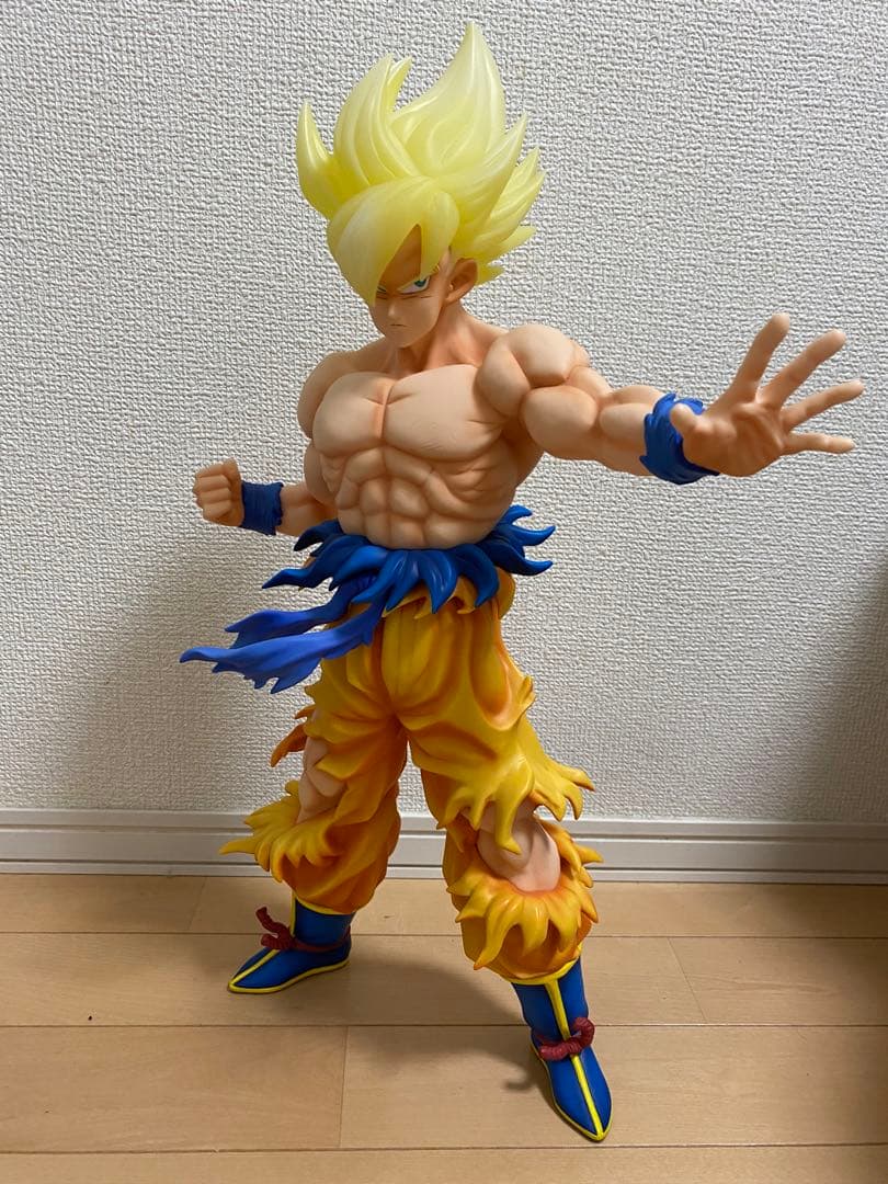 ギガンティック　超サイヤ人孫悟空フィギュア 伝説の超サイヤ人