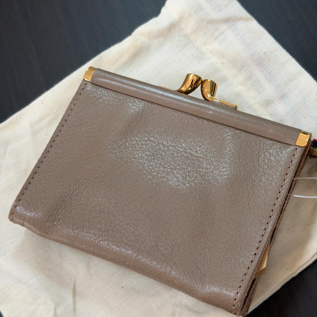 【新品未使用】イルビゾンテ 二つ折り がま口 財布 グレー