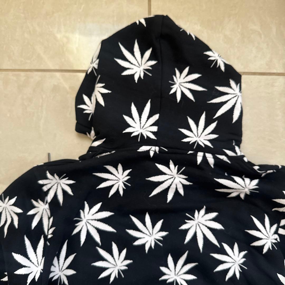 新品タグ付き HUF ハフパーカー長袖 LEAF PRINT HOODIE