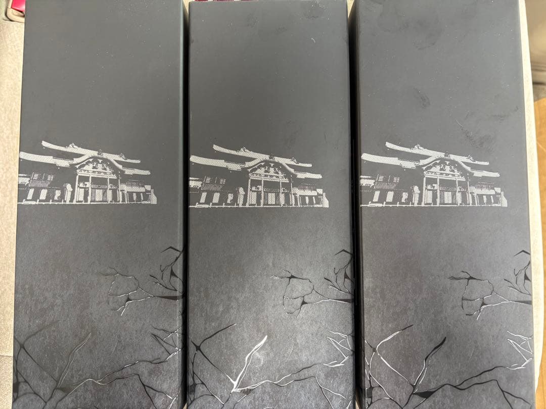 ゴジラウイスキー 沖縄ブルー ゴジラ　ウイスキー　久米仙酒造　エリア限定　久米仙