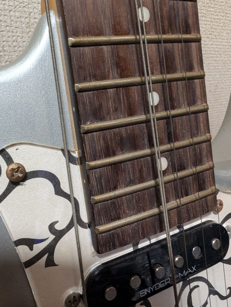 廃盤 Elioth S305 SSH ストラトタイプ アーム付属 タップ可