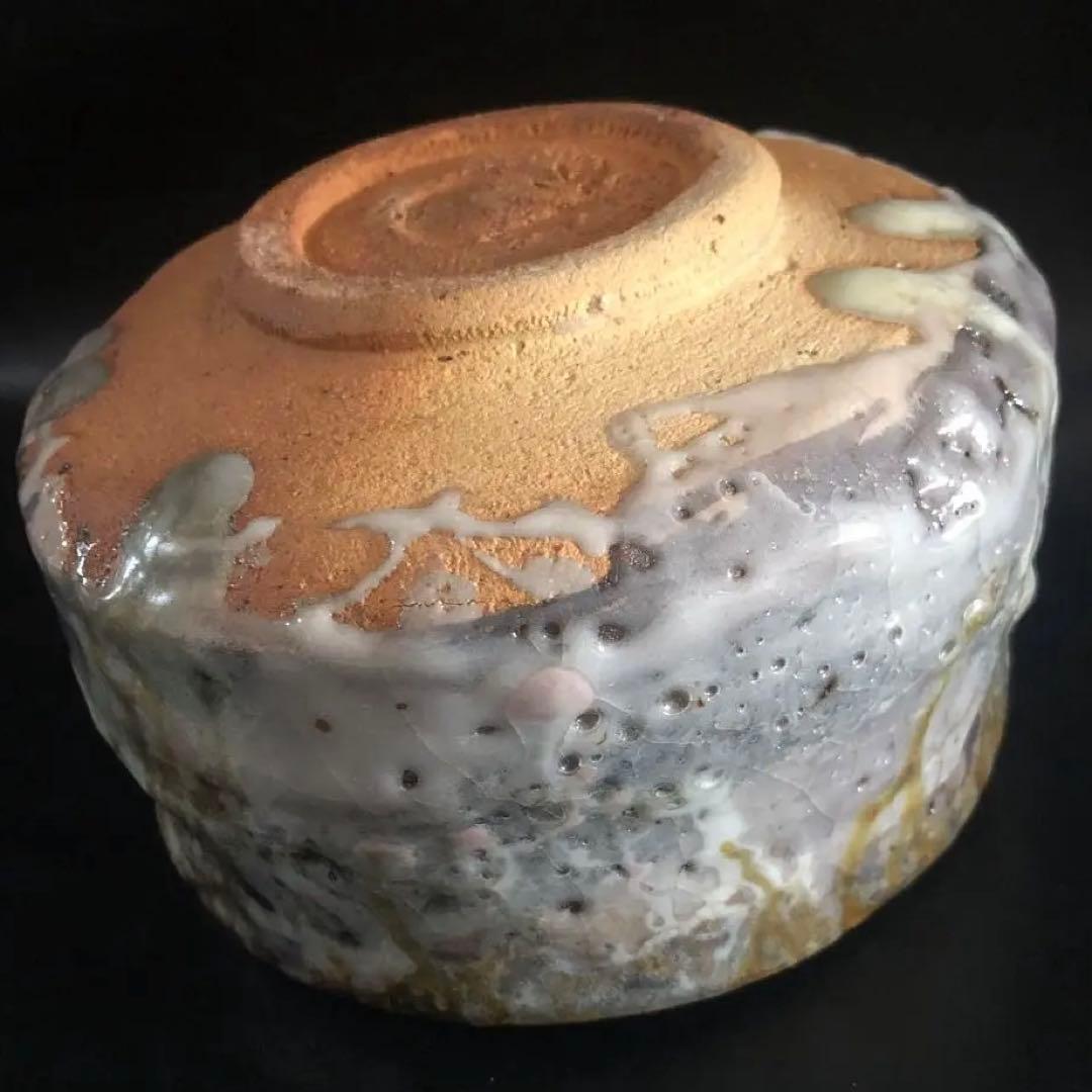 究極の美◾️蔵から凄い釉薬の大きな抹茶茶碗が出て来ました。茶道具、花道具