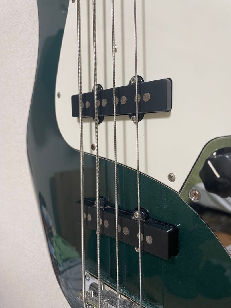 ベース Three Dots JB BRG/R