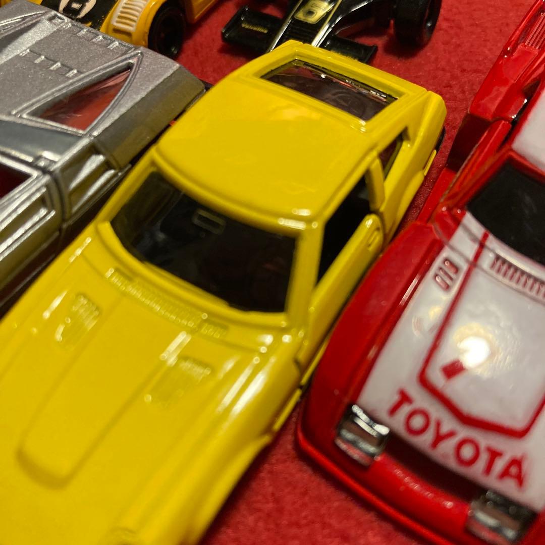 ミニカー 8台セット 多色