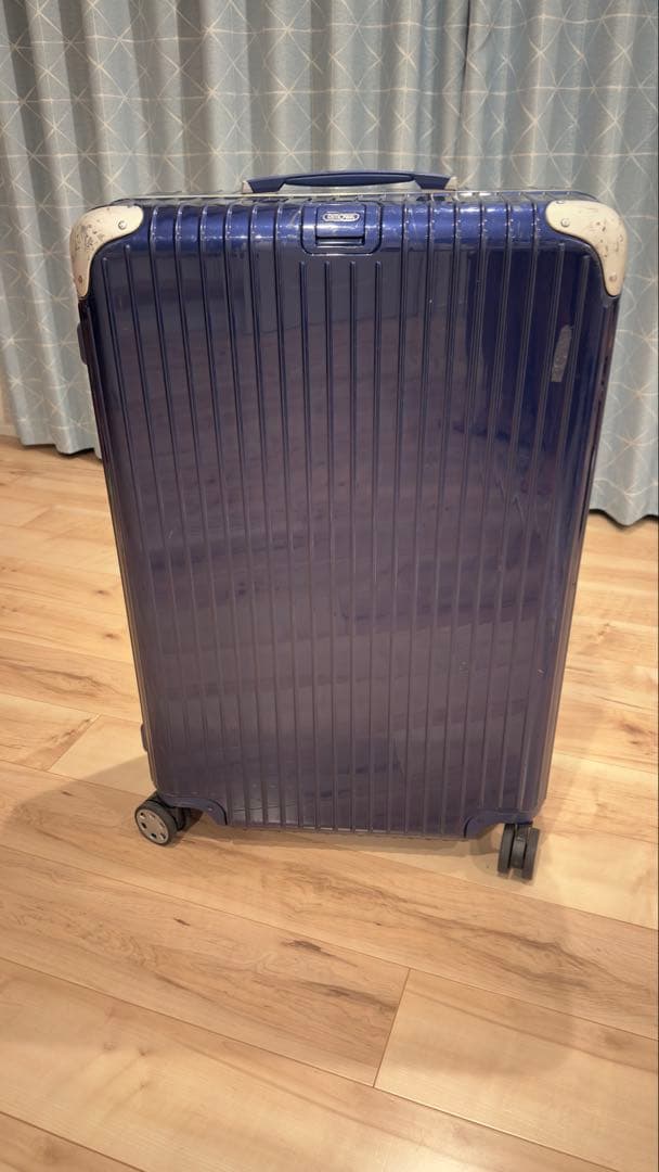 RIMOWA ネイビーキャリーケース
