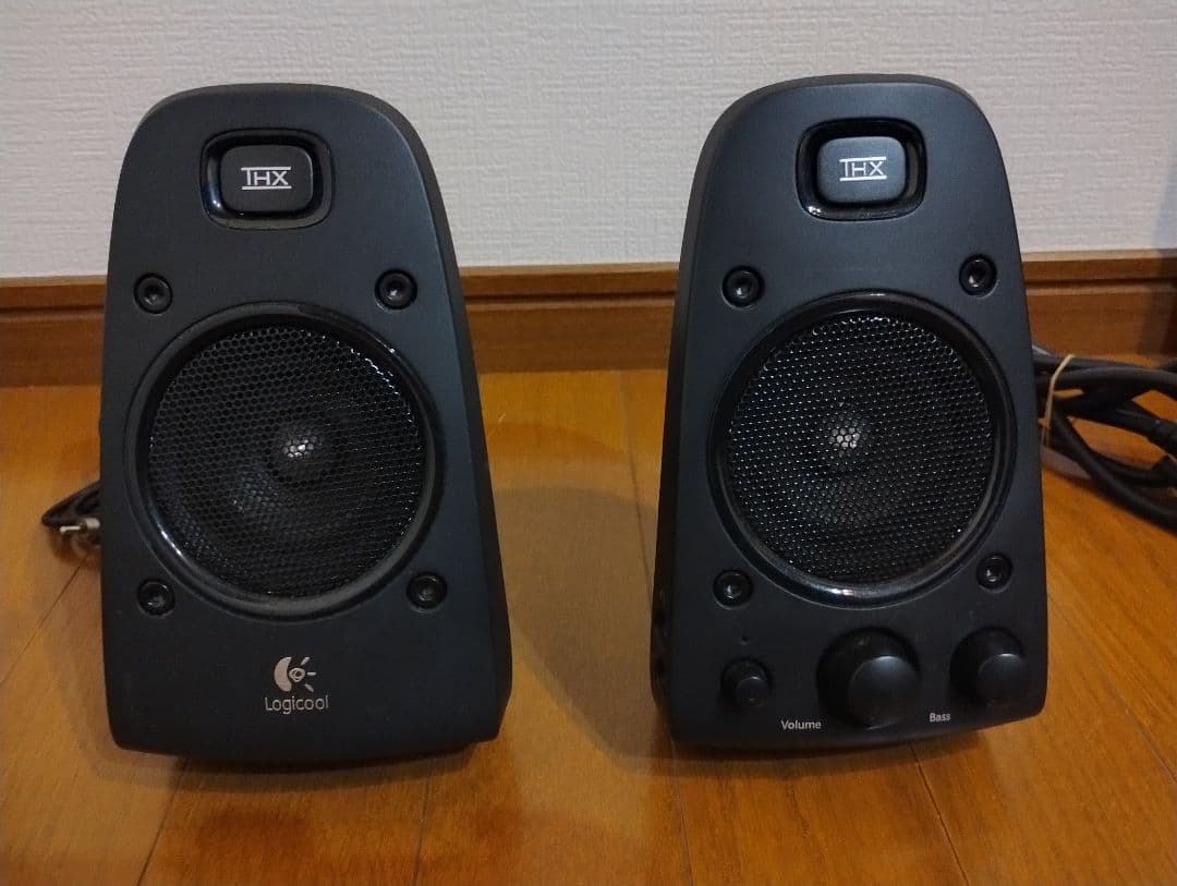 Logitech Z623 2.1chサウンドシステム