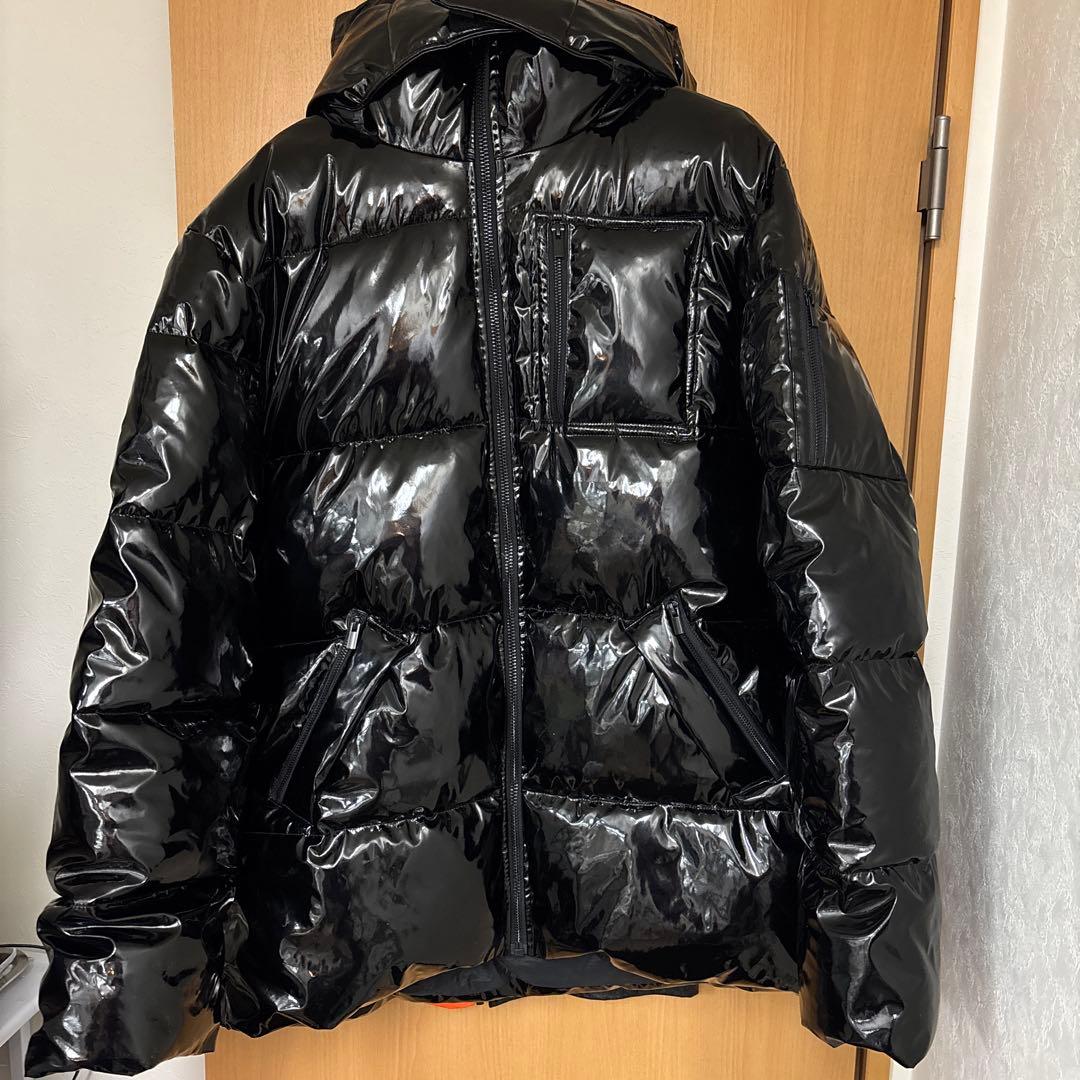 エナメルジャケット THE KOOPLES 光沢ブラック