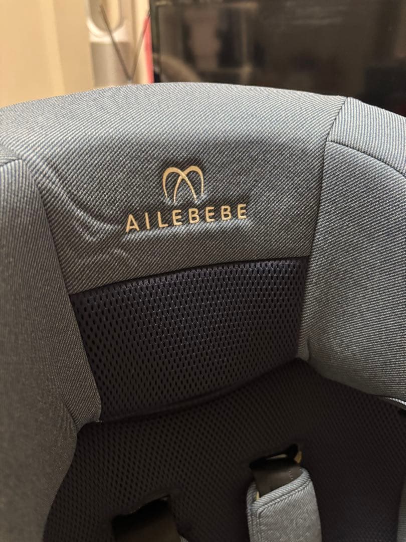 AILEBEBE リクライニング付チャイルドシート