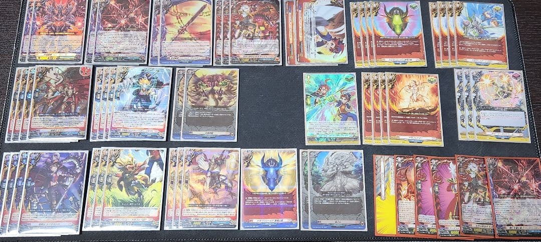 ヴァンガード【ドラゴン・アイン】臥炎キョウヤ デッキ＆デッキパーツ スリーブ付き