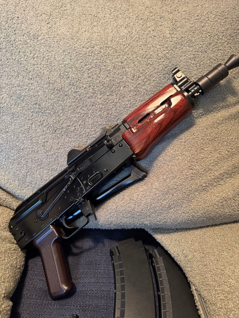 週末値下げ‼️次世代電動ガンAKS-74u 木製ハンドガード 付き