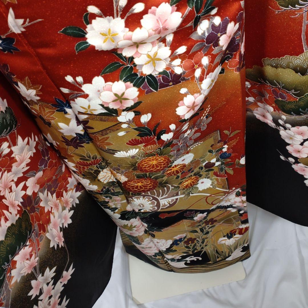 m　着物　振袖フルセット　振袖　赤系　作家物　駒刺繍　金彩　成人式　卒業式