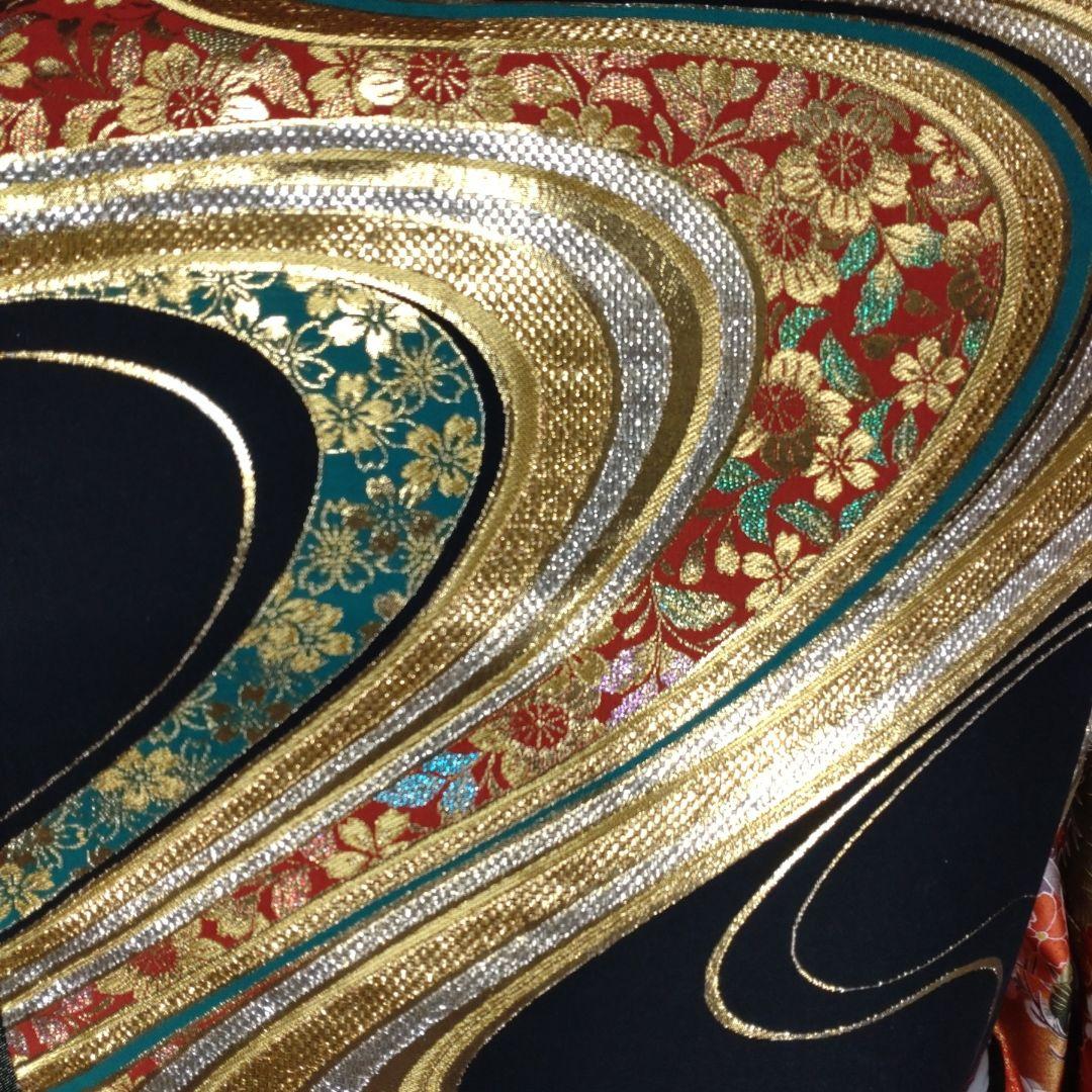 m　着物　振袖フルセット　振袖　赤系　作家物　駒刺繍　金彩　成人式　卒業式