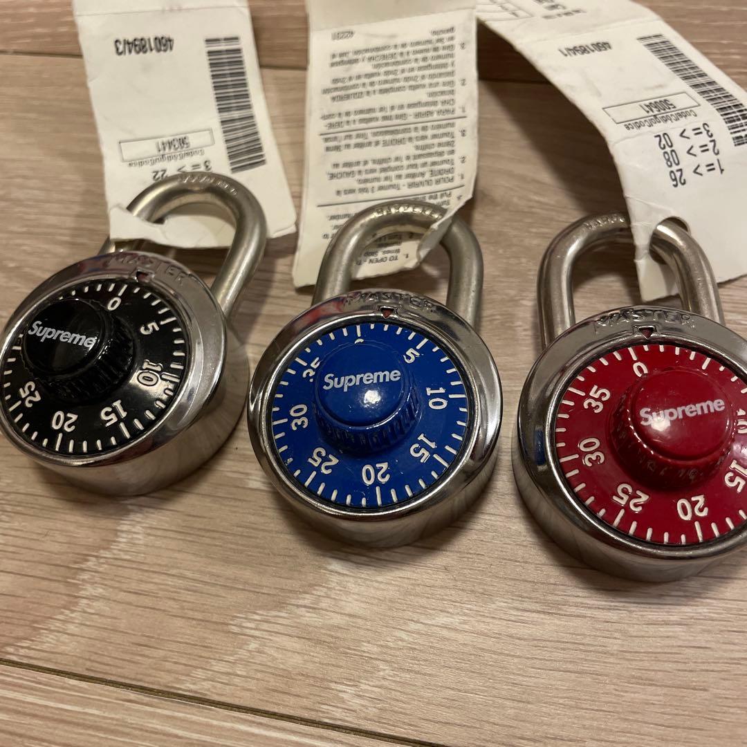 Supreme × Master Lock (Red/ Black/ Blue)