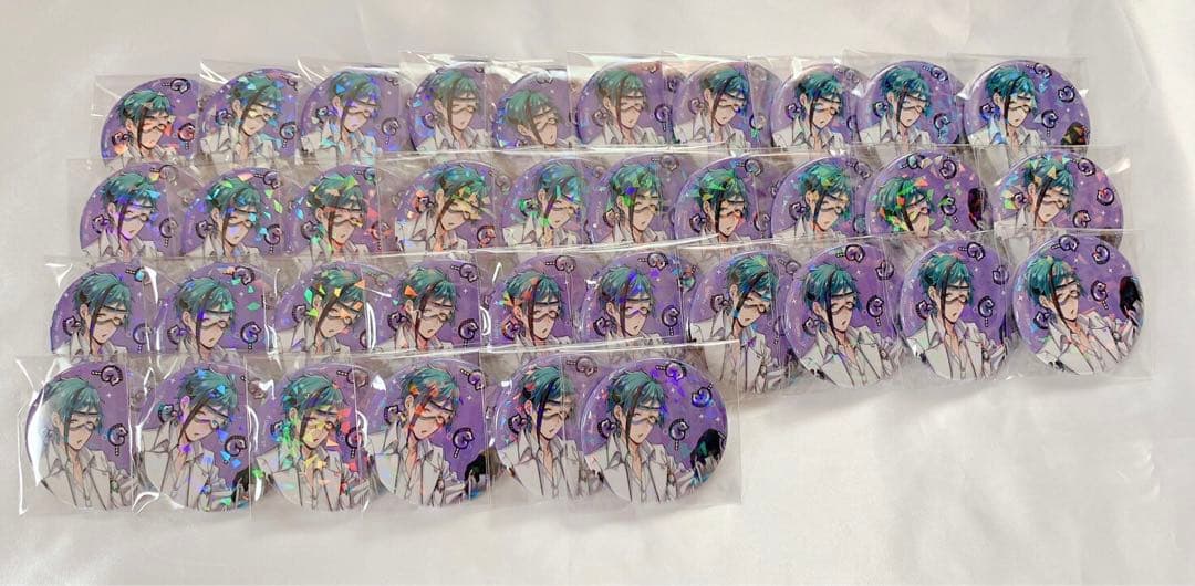 ツイステ　フロイド　スモプラ実験着缶バッジ36個セット