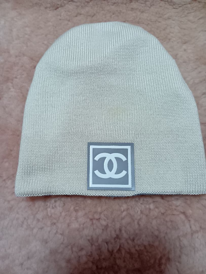 年末年始セール✨ ✨✨CHANEL リバーシブル ニットビーニー