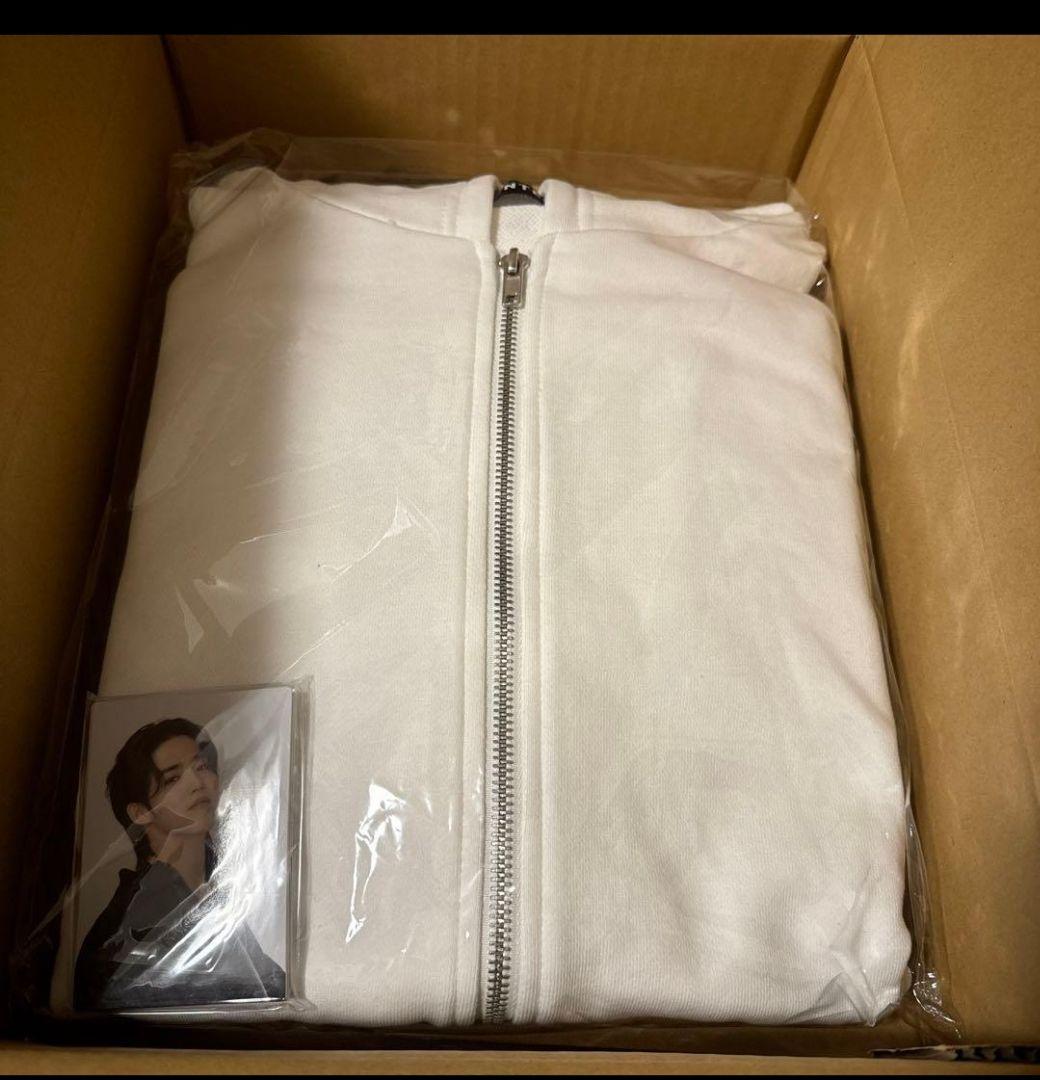 SEVENTEEN フーディー FOLLOW TO JAPAN トレカ付 未使用