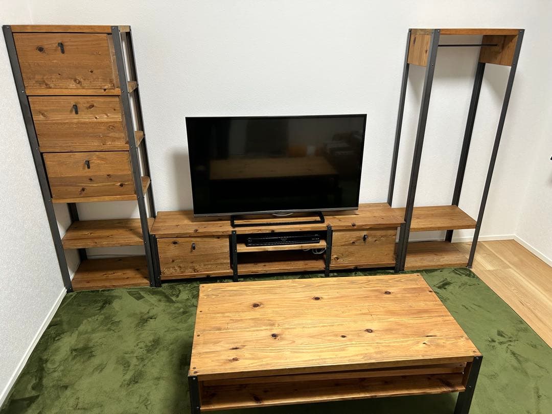 テーブル・机 k.n