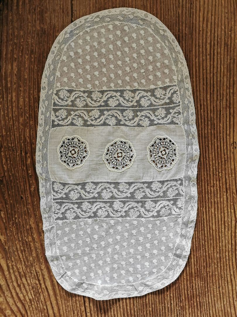 アンティーク フランス 可憐で優美なノルマンディーレース 44㎝オーバルドイリー