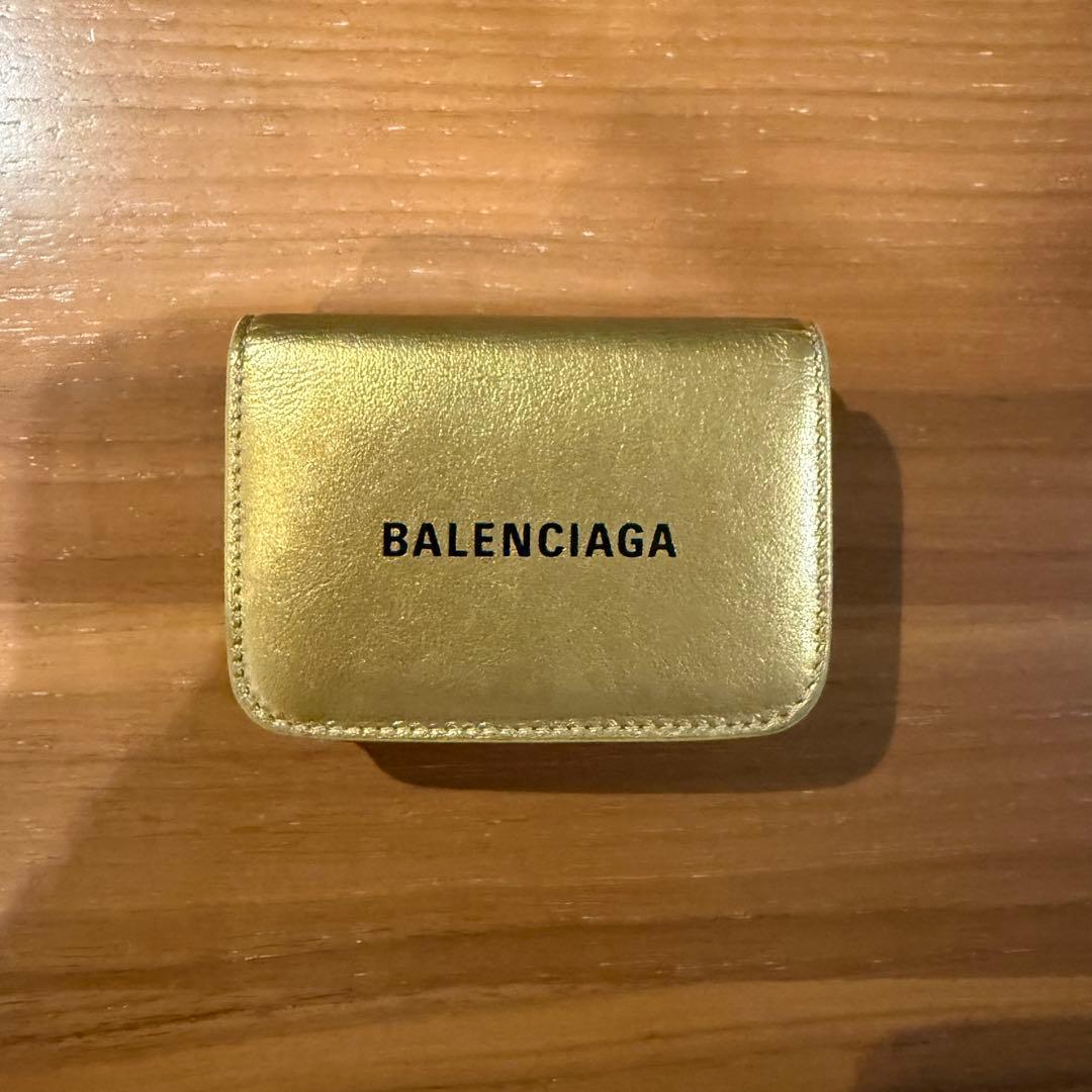 BALENCIAGA ゴールド三つ折り財布