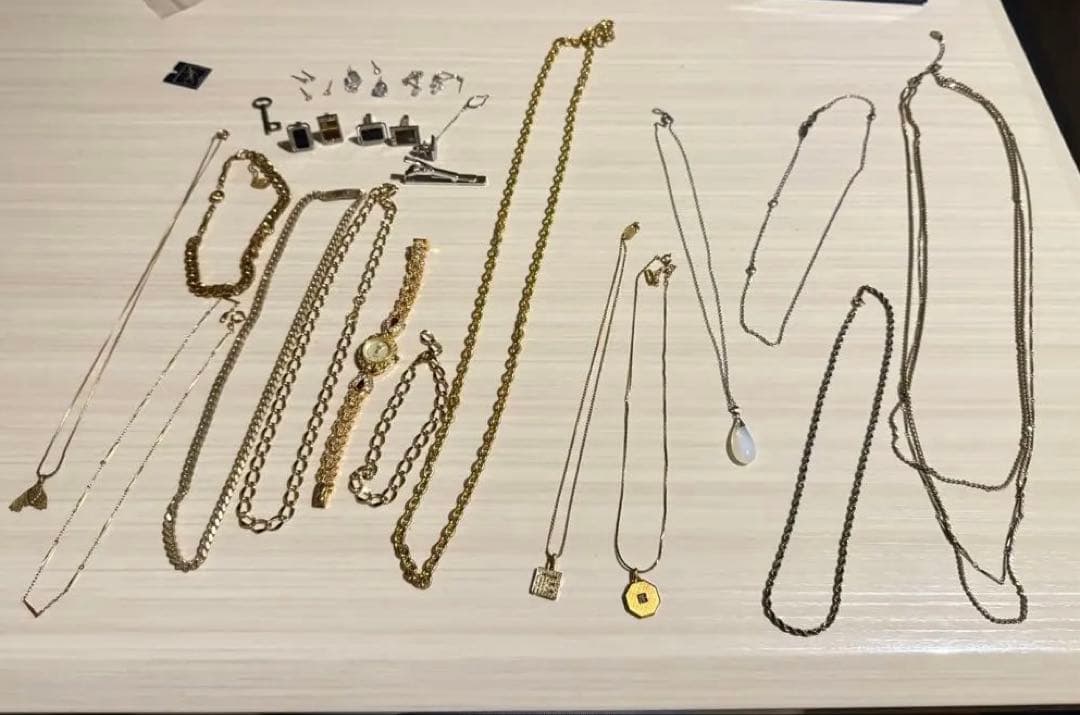 アクセサリー まとめ売り ネックレス ブレスレット ピアスなど