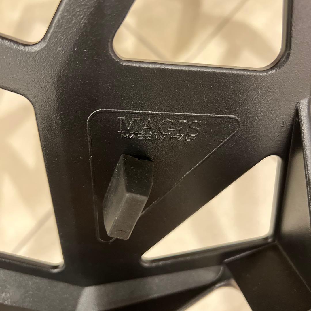 Kmama 専用　黒 magis stool one スツール 1/2