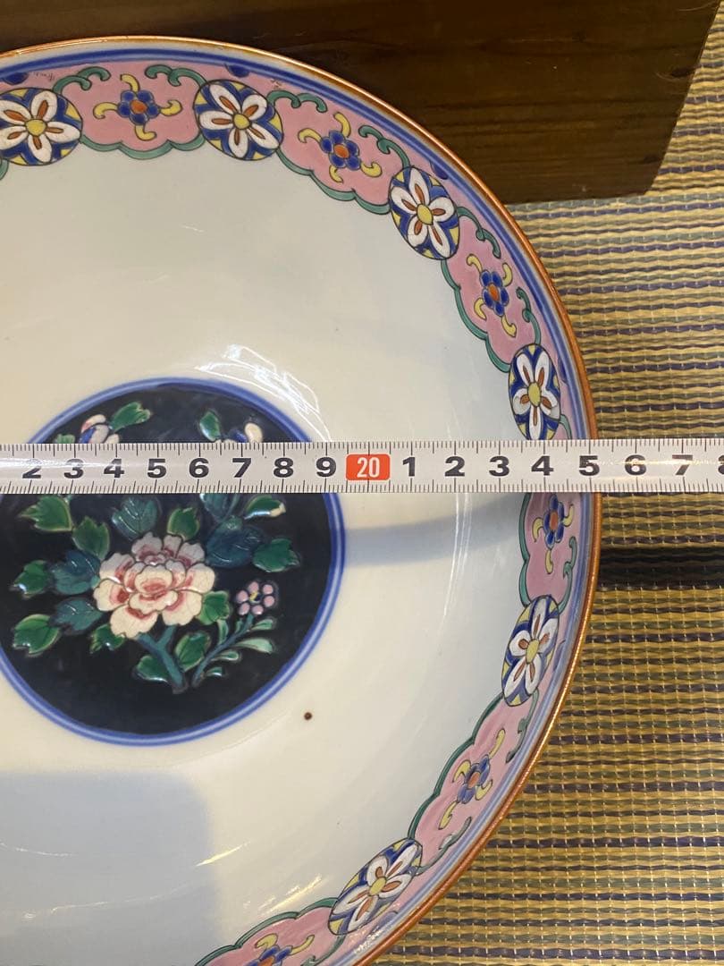 中国美術　色絵　窓絵吉祥紋　大中小　８寸・９寸・1尺　鉢　深鉢　3鉢揃い　木箱