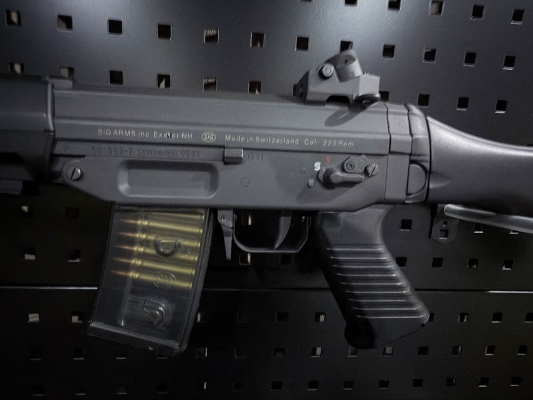 東京マルイ　スタンダード電動ガン SIG 552 SEALS