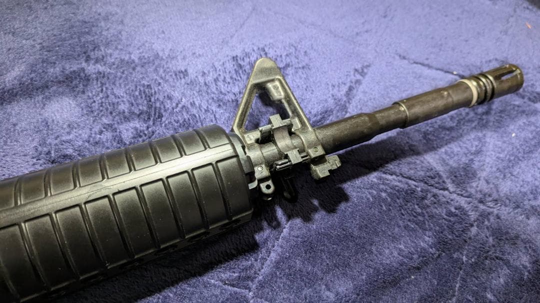 東京マルイ　M4A1 CARBINE 電動ガン